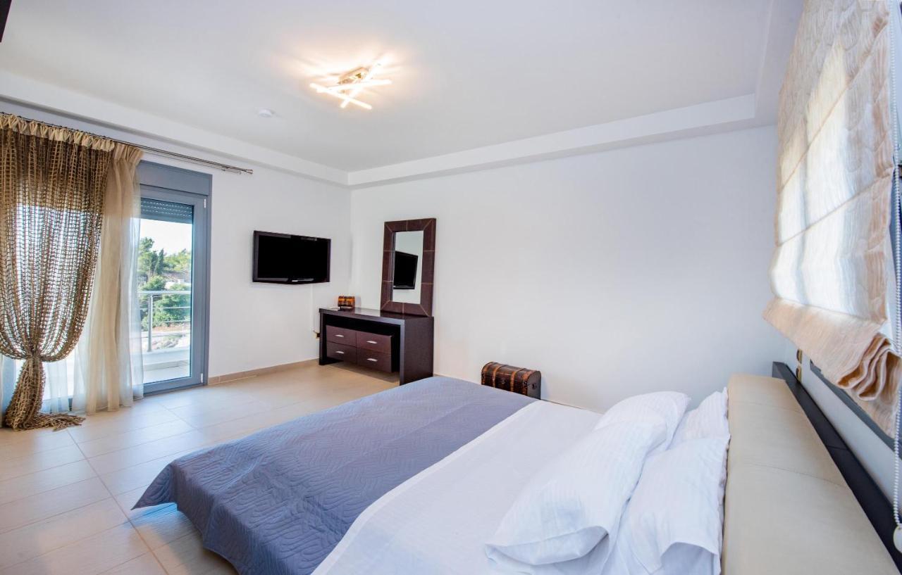 Dias Luxury Villa Koskinou  Ngoại thất bức ảnh